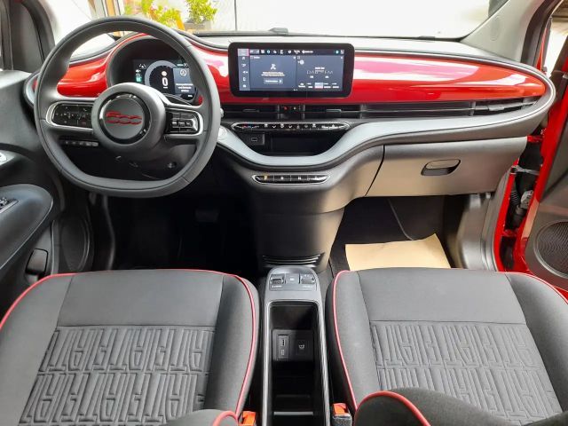 Fiat 500e RED