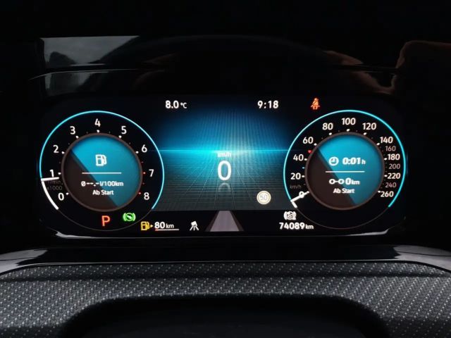 Volkswagen Golf 1.5 eTSI DSG R-Line Style