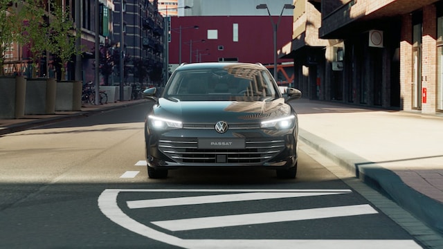 Volkswagen Passat 1.5 eTSI Business DSG Variant