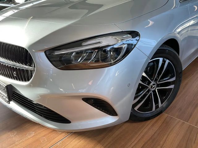 Mercedes-Benz B 180 Progressive