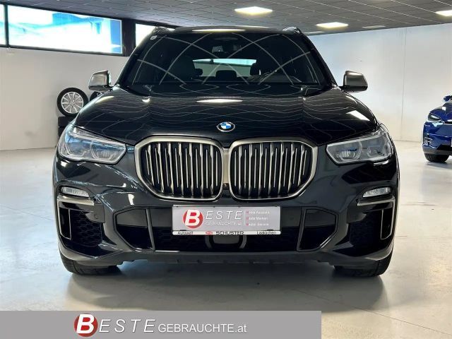BMW X5 M50i