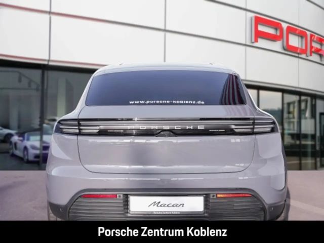 Porsche Macan 4