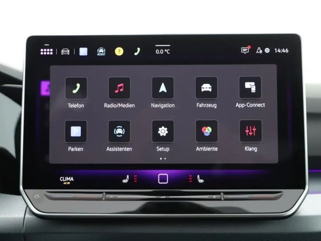 Volkswagen Golf 1.5 eTSI DSG Golf VIII IQ.Drive