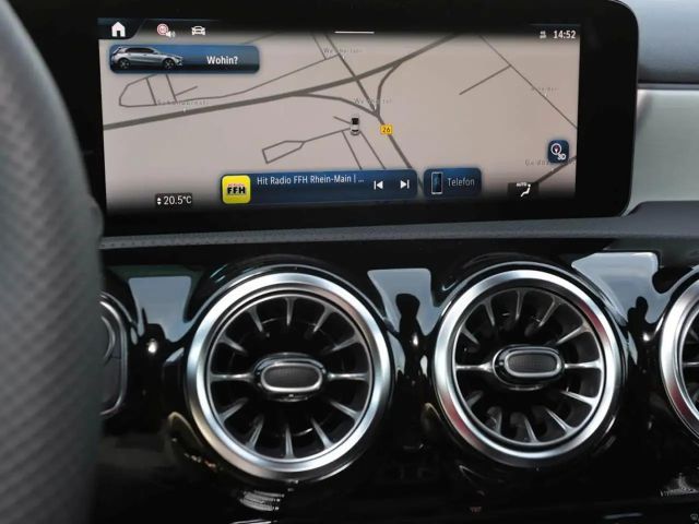 Mercedes-Benz A 200 AMG Line Hatchback