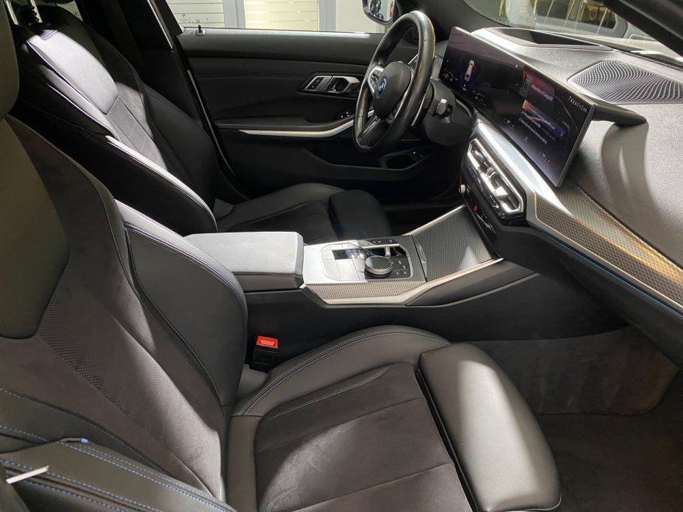 BMW 330 330e Touring