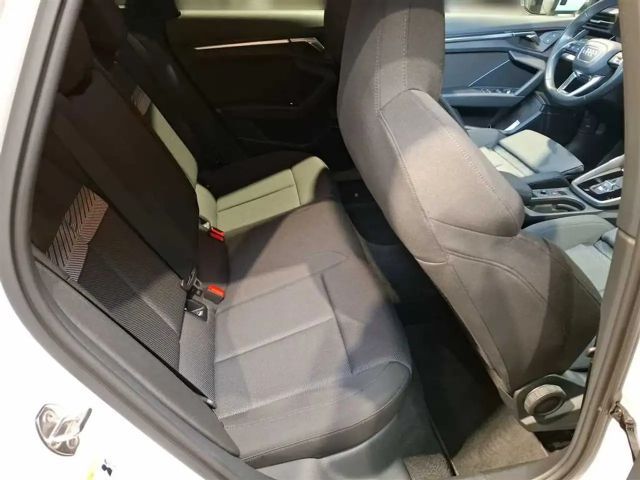 Audi A3 1.5 TFSI S-Line S-Tronic Sedan