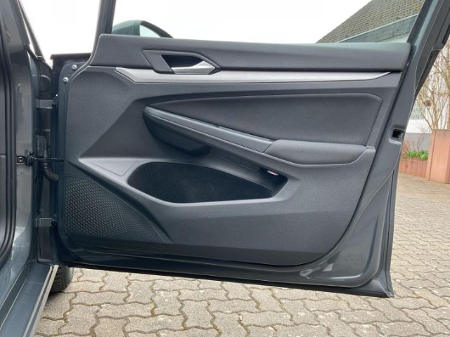 Volkswagen Golf 1.5 TSI Golf VIII Life