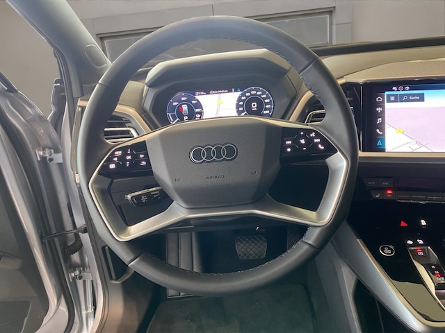 Audi Q4 e-tron SUV 45 e-tron Audi Q4 e-tron