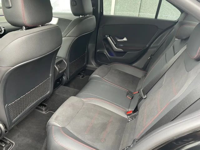 Mercedes-Benz A 200 AMG Line