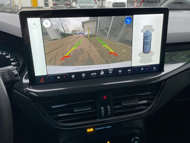 Ford Focus ST Line Wagon