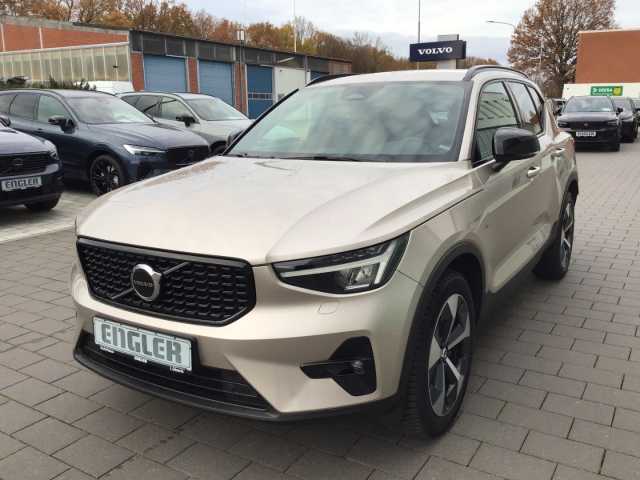 Volvo XC40 Dark Plus