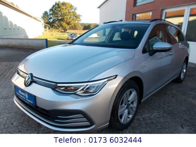 Volkswagen Golf DSG Golf VIII Life Variant