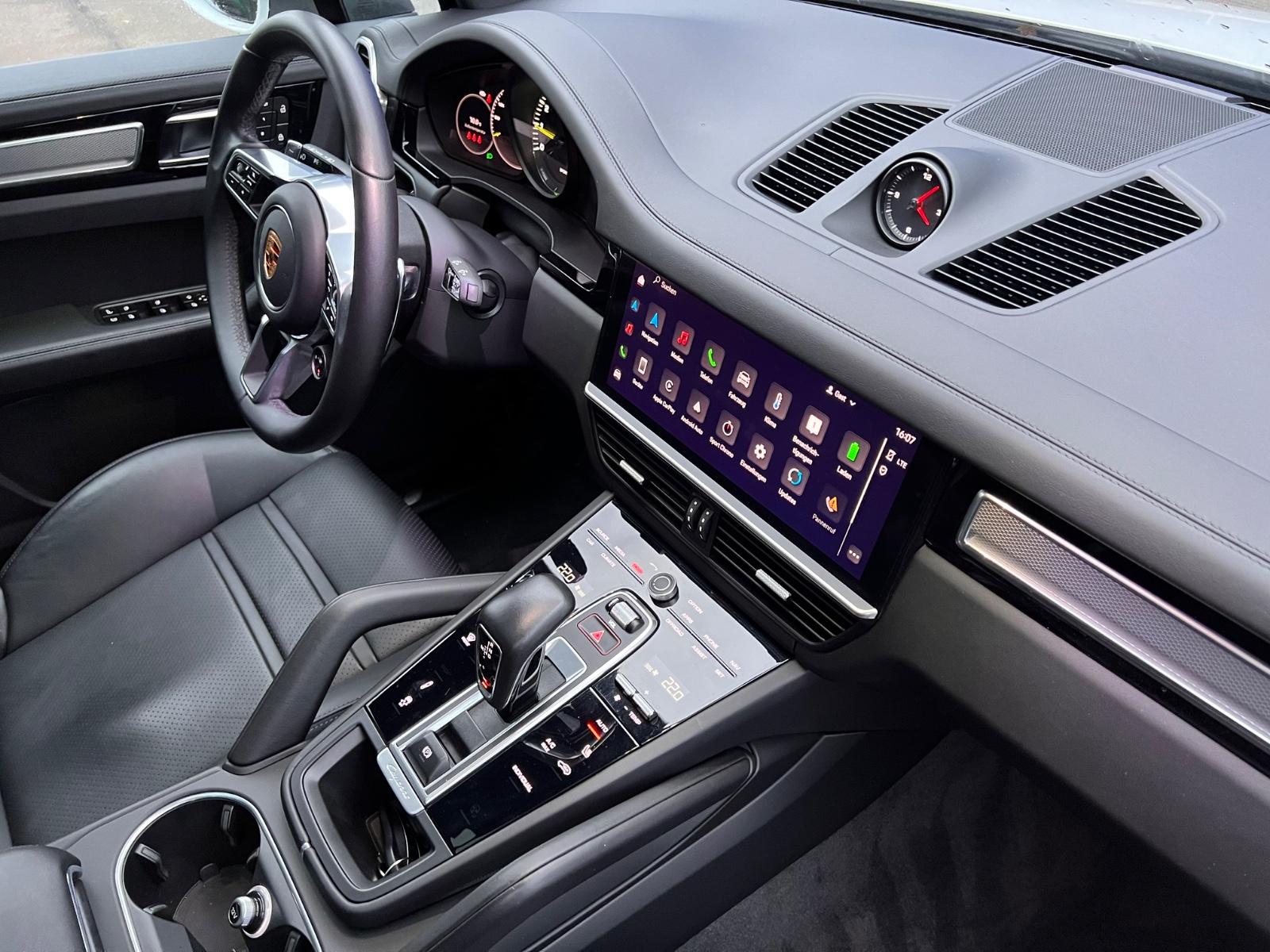 Porsche Cayenne E-Hybrid Platinum Edition