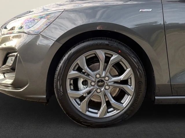 Ford Focus ST Line Wagon