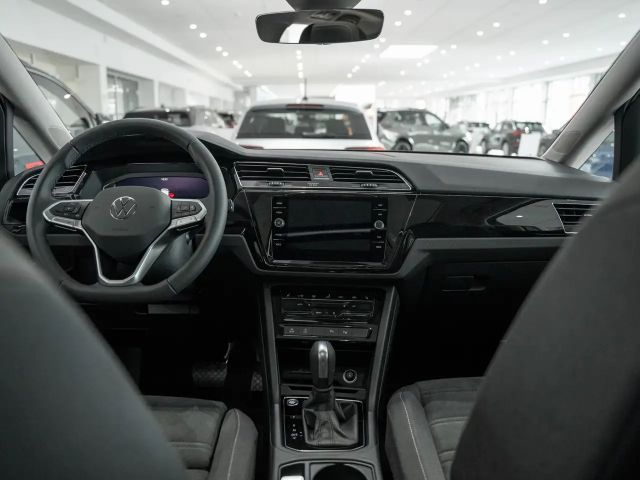 Volkswagen Touran 1.5 TSI DSG Highline