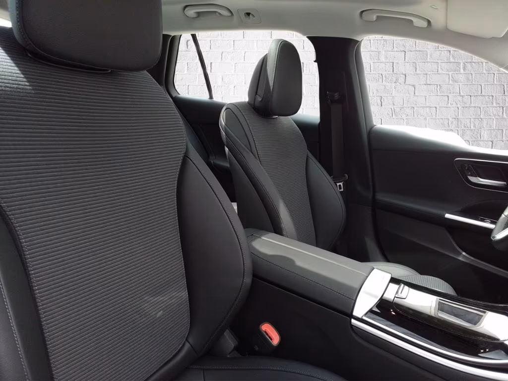 Mercedes-Benz C 220 dT 4M*AHK*PANORAMAD*KAMERA*LED*KEYLESS-GO*