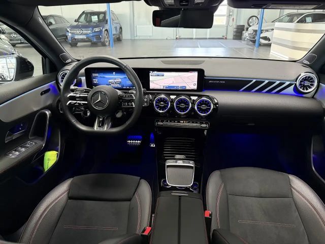 Mercedes-Benz A 35 AMG 4MATIC AMG Line