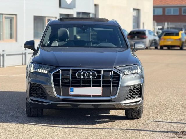 Audi Q7 55 TFSI S-Line