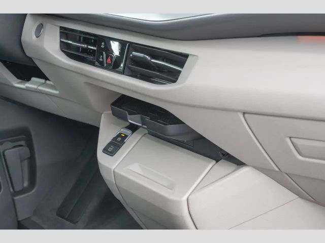 Volkswagen Multivan 2.0 TDI DSG Life T7