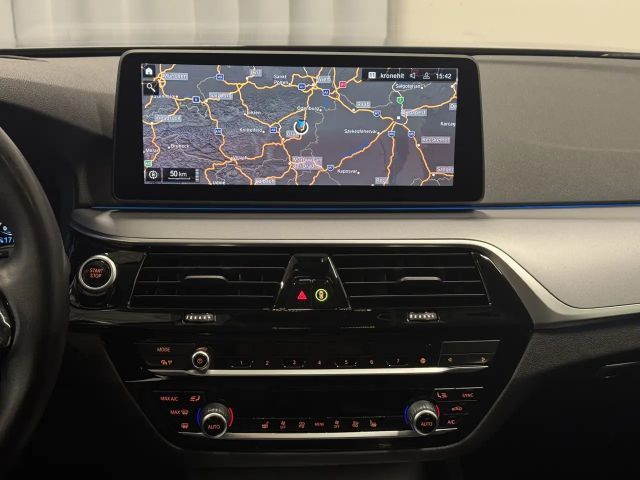 BMW 530 530e xDrive