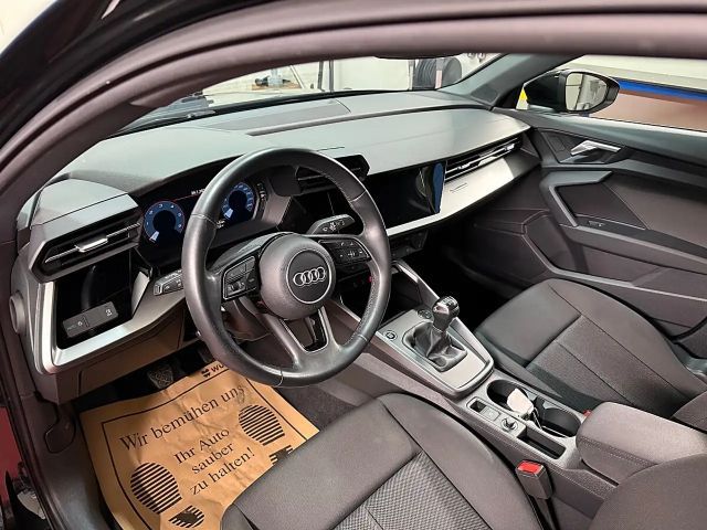 Audi A3 30 TDI Sedan