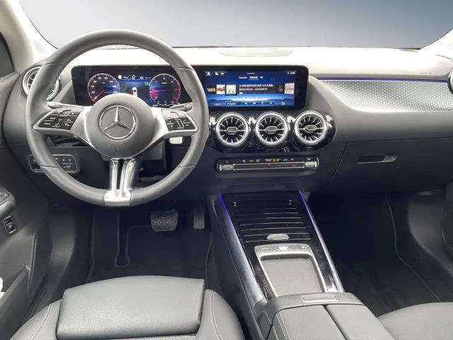 Mercedes-Benz GLA 200 GLA 200 d Progressive