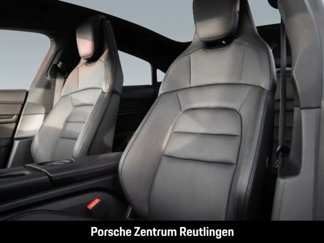 Porsche Taycan 4S