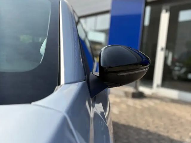 Opel Corsa 1.2 Turbo Elegance business+