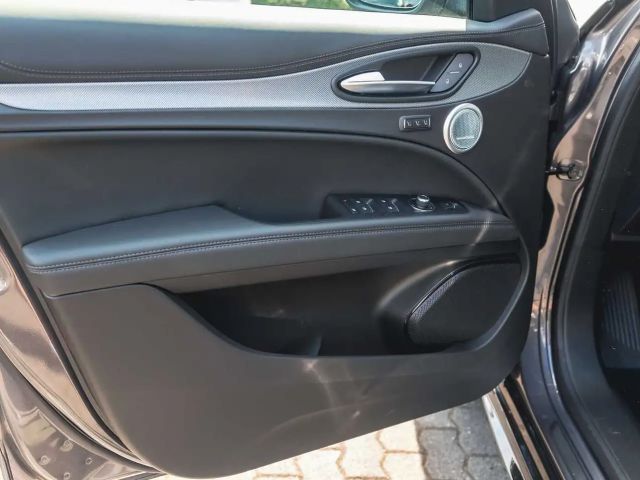 Alfa Romeo Stelvio AT8 Q4 Turbo Veloce