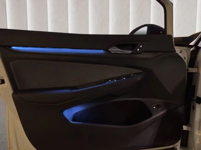 Volkswagen Golf 1.5 eTSI IQ.Drive R-Line Variant