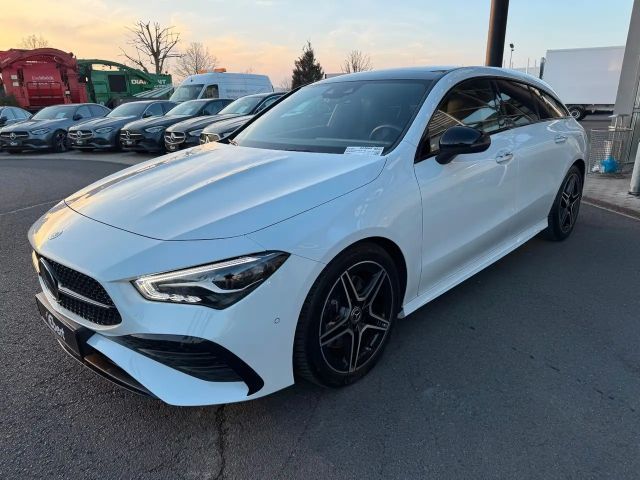 Mercedes-Benz CLA 200 AMG Line