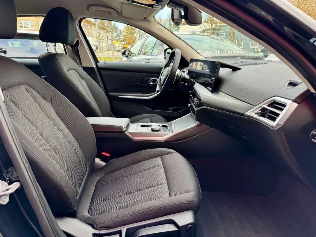 BMW 320 320i Touring