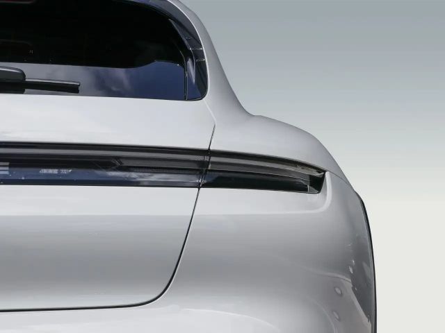 Porsche Taycan 4 Cross Turismo