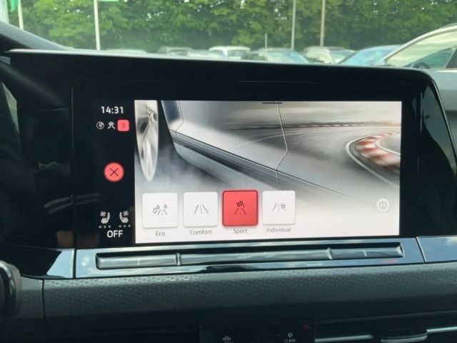 Volkswagen Golf 2.0 TSI Golf VIII