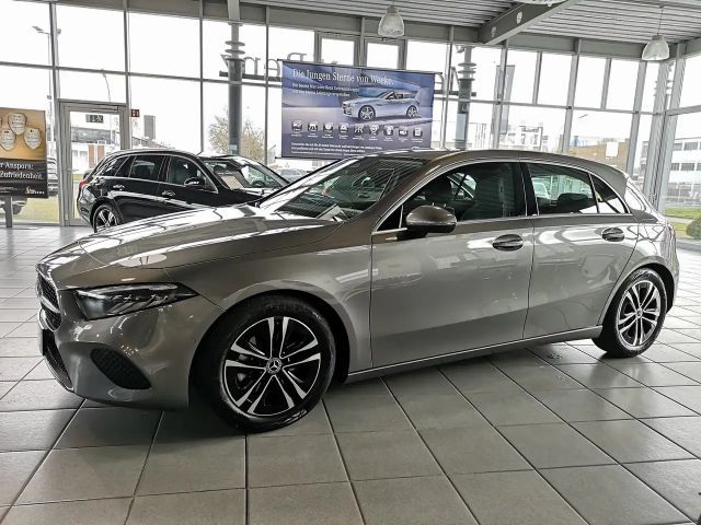 Mercedes-Benz A 180 Progressive