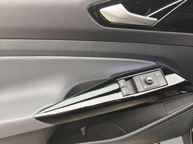 Volkswagen ID.4 IQ.Drive Pure