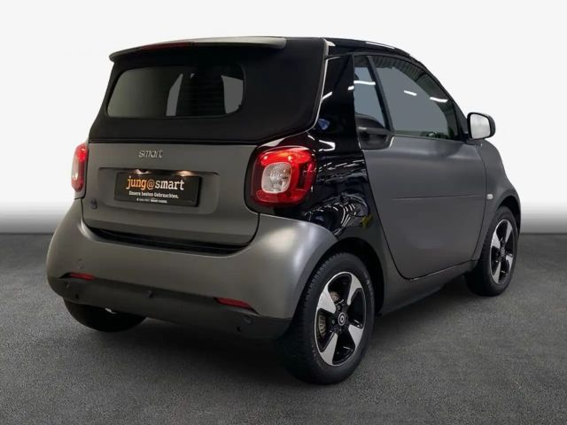 Smart EQ fortwo Cabrio Passion Premium