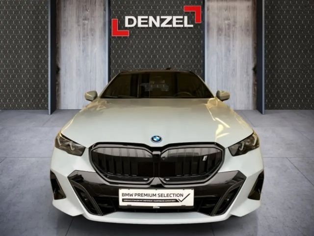 BMW i5 Touring