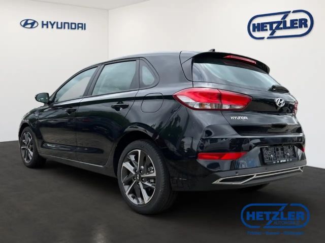 Hyundai i30 Hybrid T-GDi Trend
