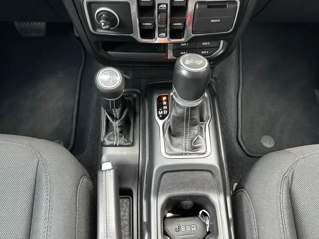 Jeep Wrangler 4xe Sahara