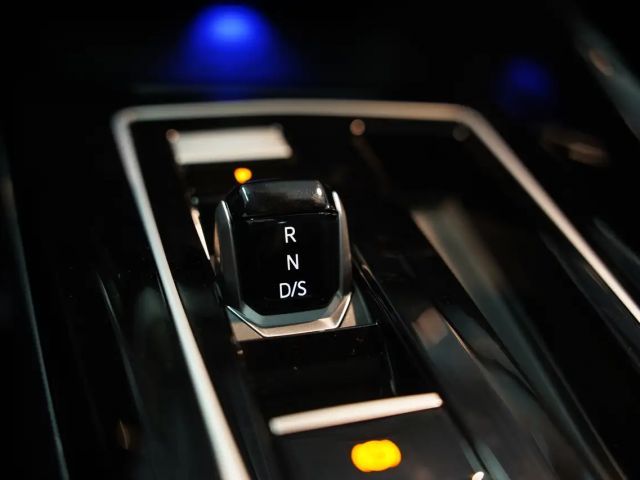 Volkswagen Golf R 4M *JP Performance *AKRA *Pano *KW *19