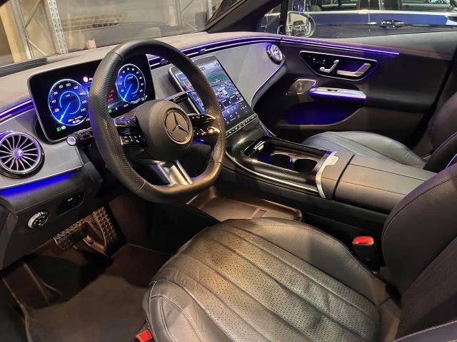 Mercedes-Benz EQE 350 AMG Line Sedan