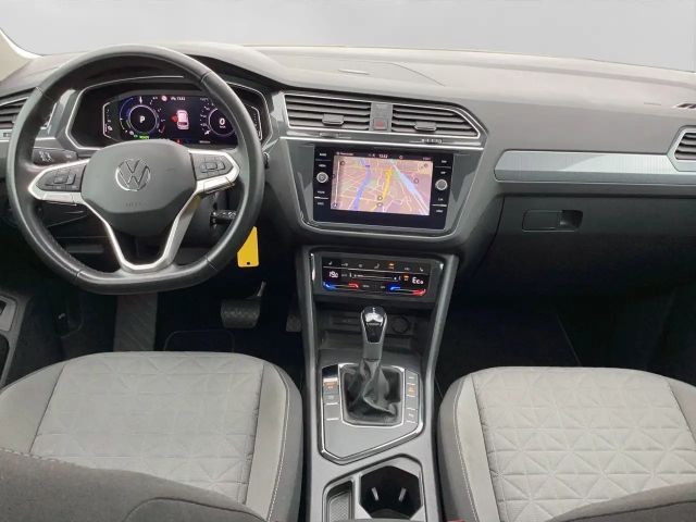 Volkswagen Tiguan 1.4 TSI Life eHybrid