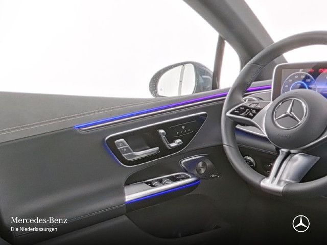 Mercedes-Benz EQE 300 Sedan