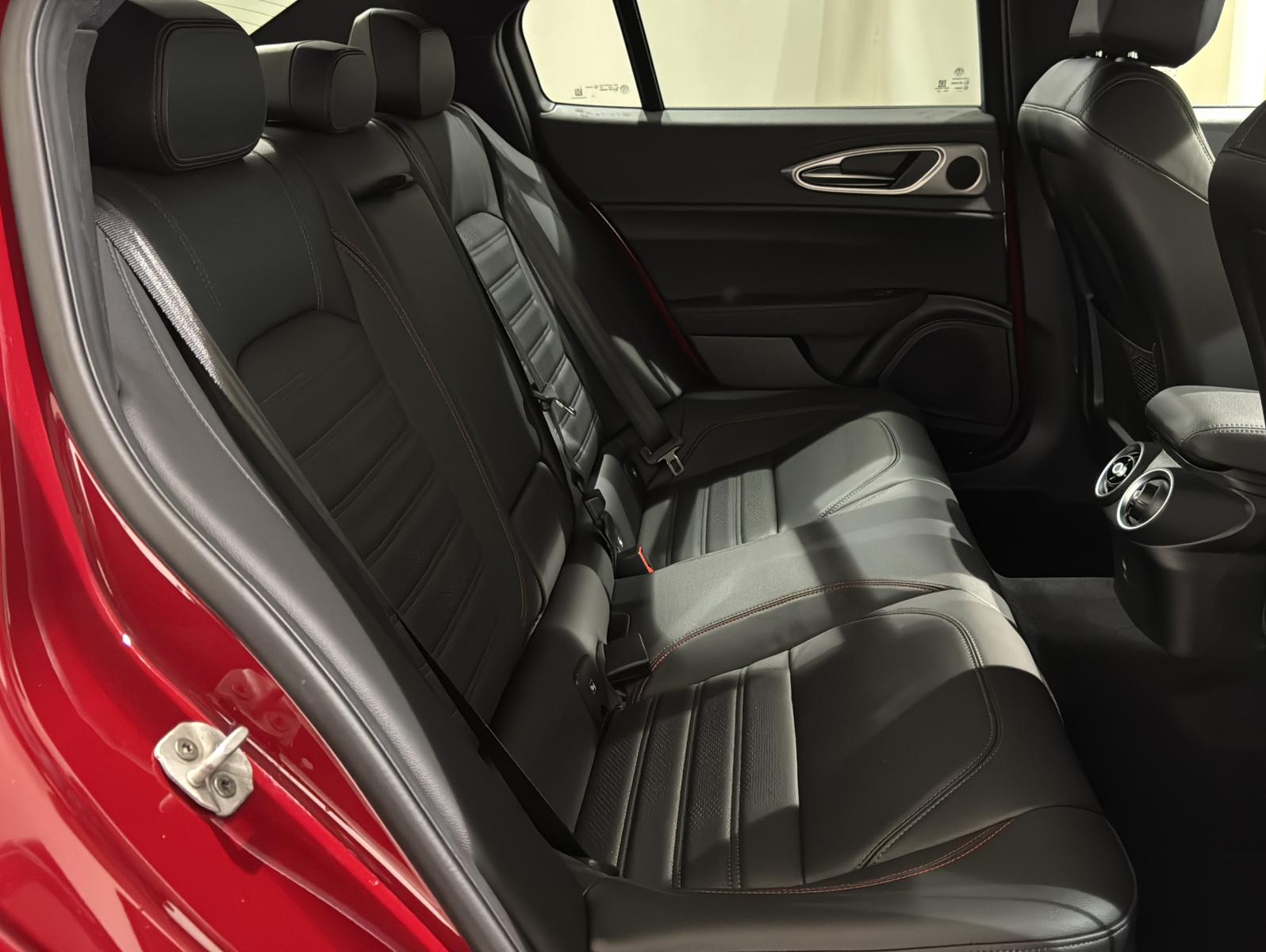 Alfa Romeo Giulia Q4