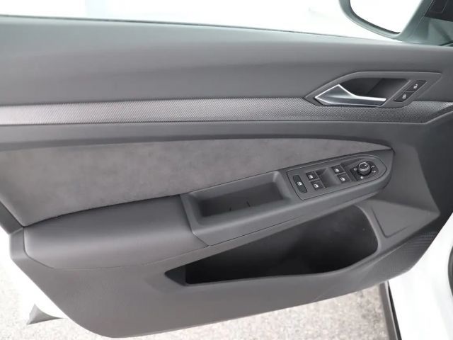 Volkswagen Golf DSG Sport