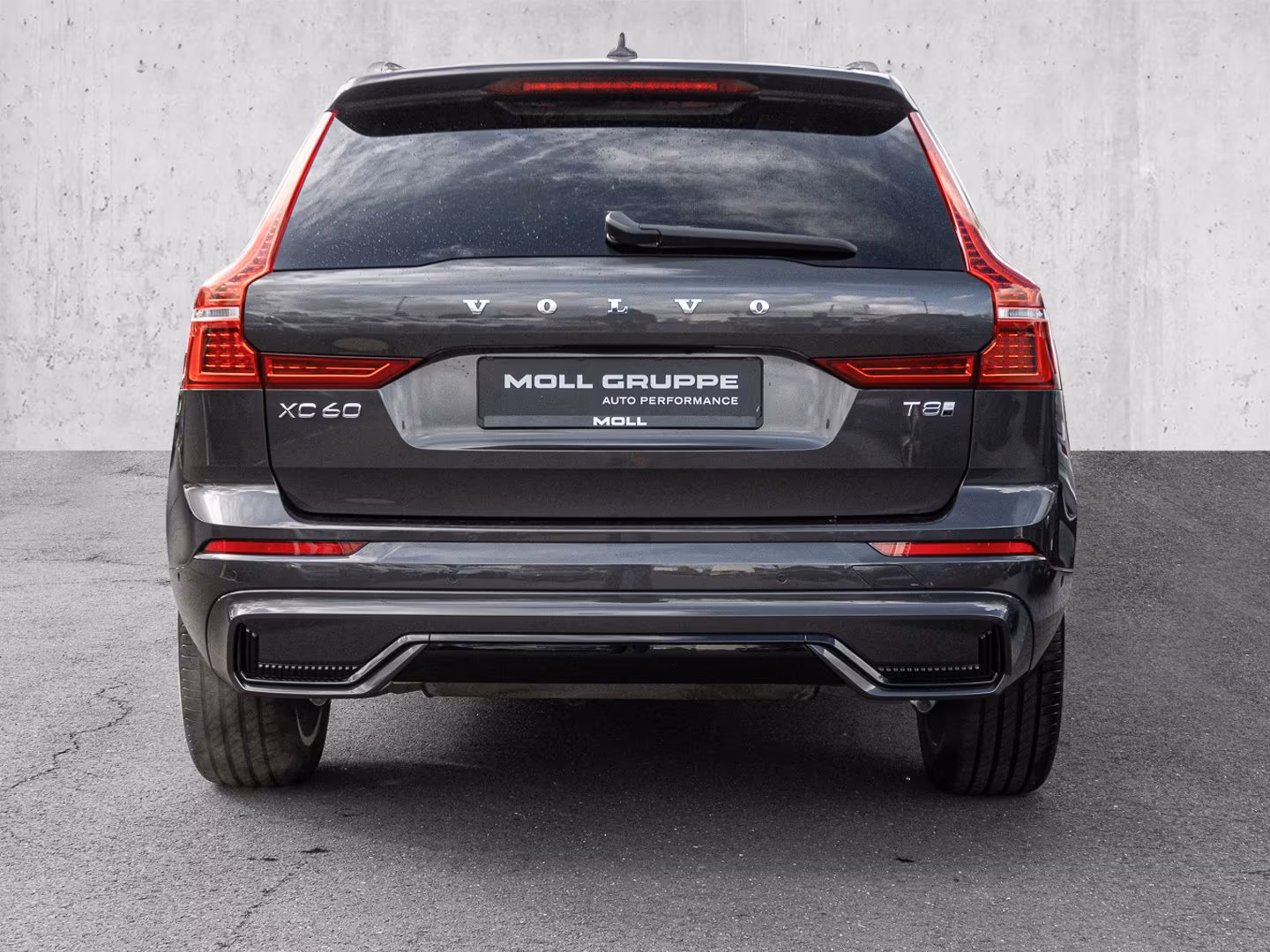 Volvo XC60 AWD Dark Plus T8