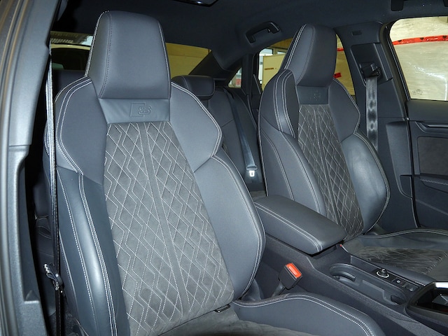 Audi S3 Quattro S-Tronic Sedan