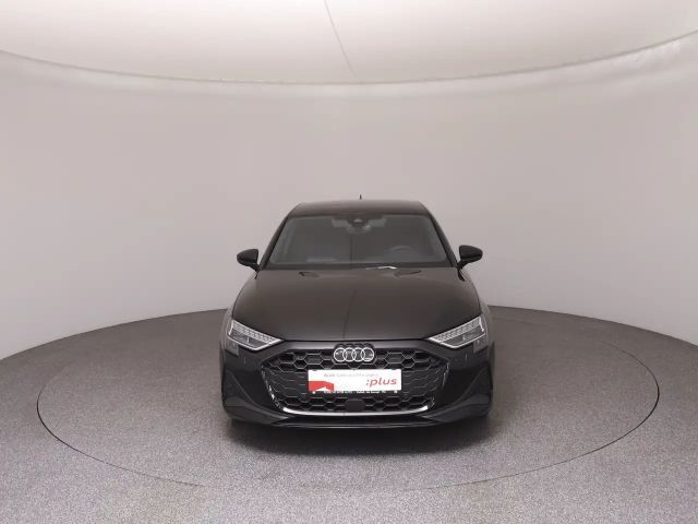 Audi A3 30 TFSI Sedan