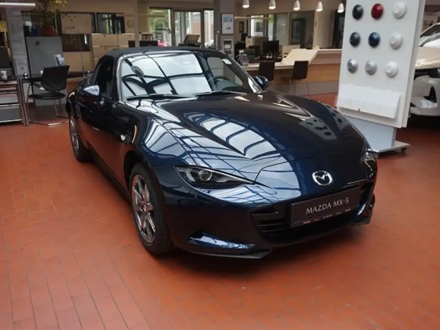 Mazda MX-5 SkyActiv